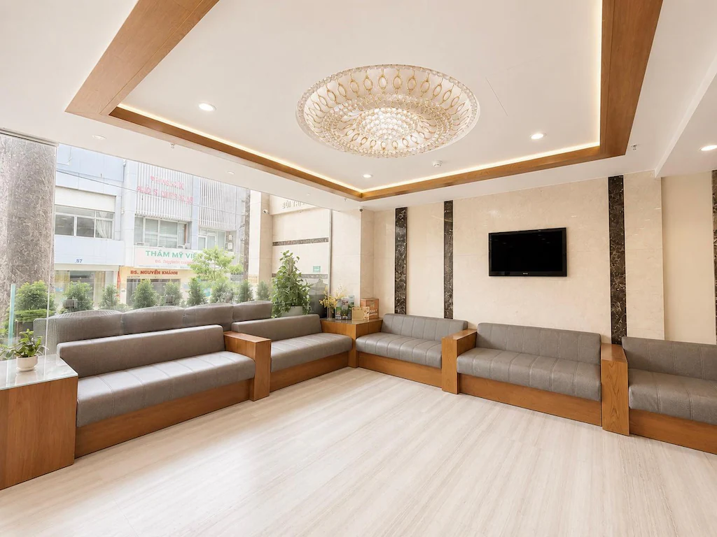Queen Ann Hotel HCM — Ảnh 6